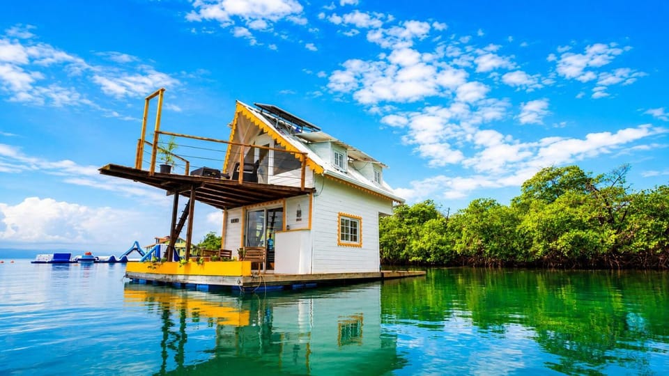 The Sea Spot! Hip-Nautic Floating Lodge House in Bocas del Toro Province