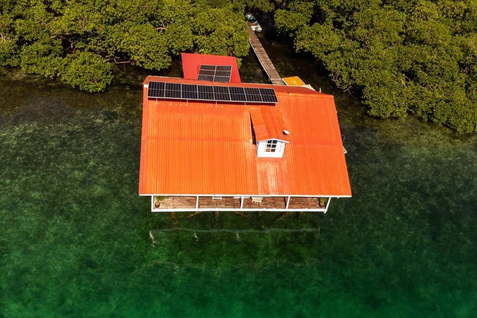 The Sea Spot! Casa Del Mar House in Bocas del Toro Province