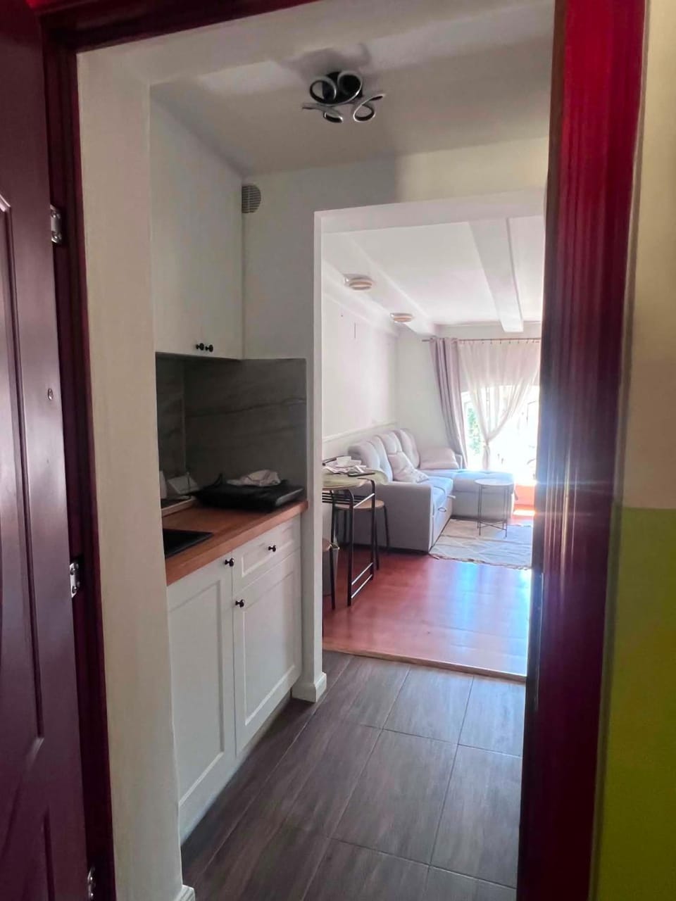 Bed, TV and multimedia, Kitchen or kitchenette, Photo of the whole room, Bedroom