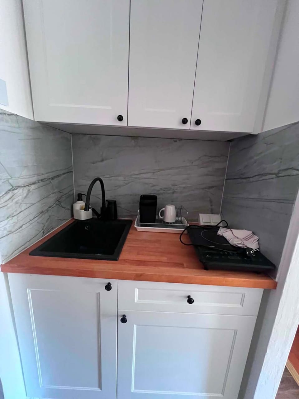 Coffee/tea facilities, Kitchen or kitchenette