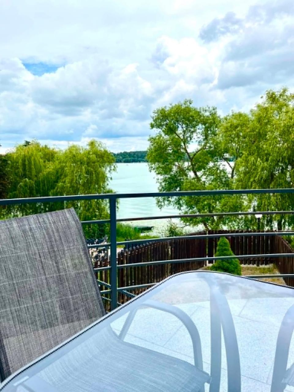 Balcony/Terrace, Lake view