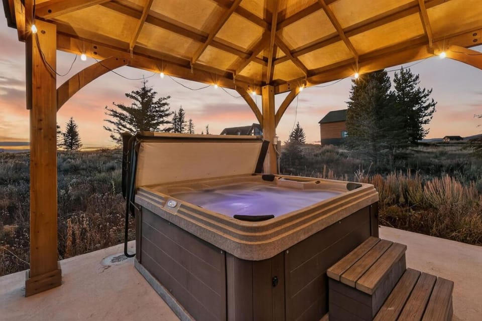 Hot Tub