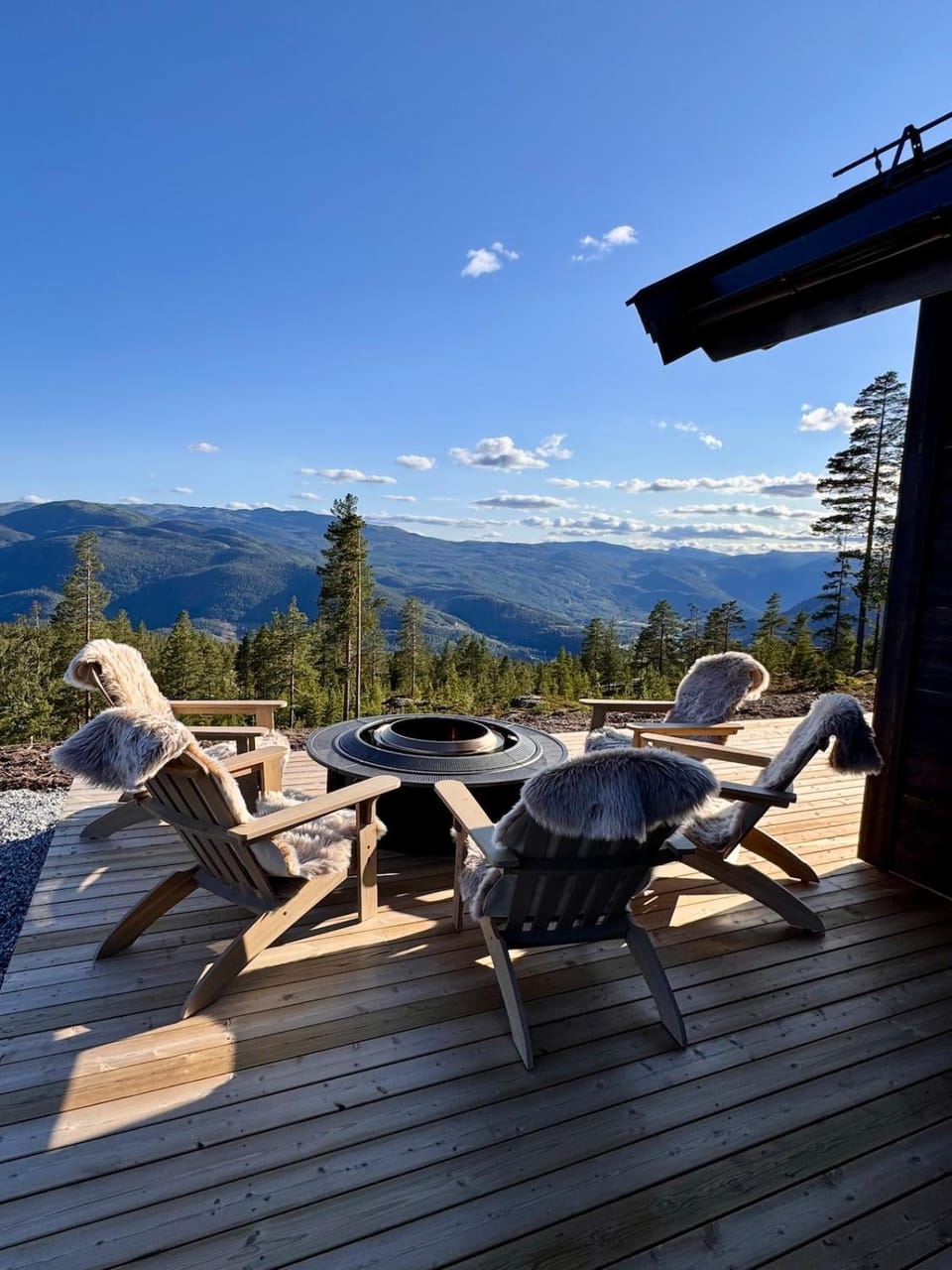 Turufjell - New beautiful cabin with amazing view - Jacuzzi - 5 bedrooms Cabin in Viken, Norway
