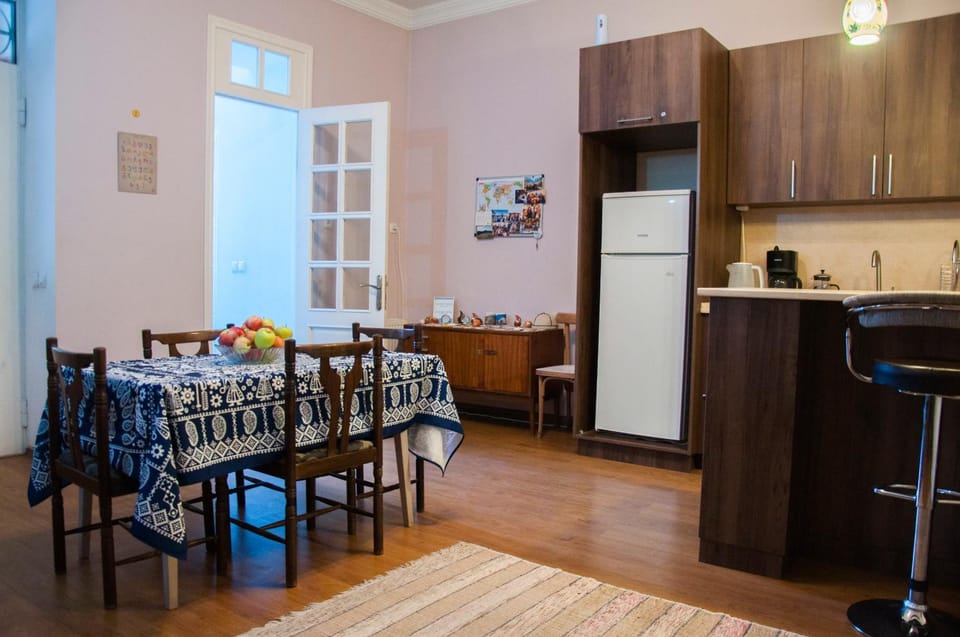 Communal lounge/ TV room, Lobby or reception, Communal kitchen