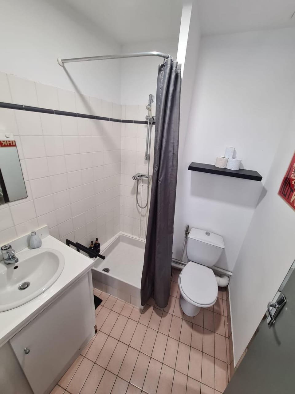 Le 6 - Quiet and centrally located studio Apartment in Nantes