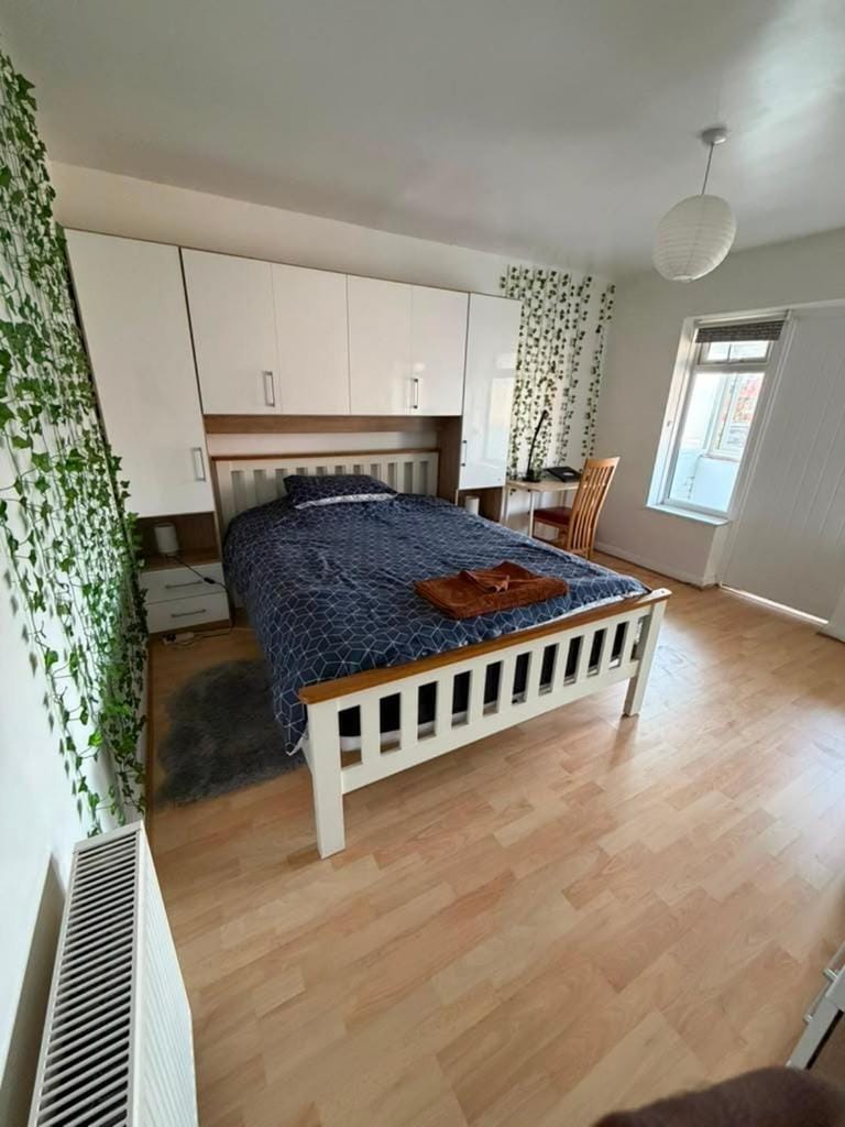 Double Bedroom In Family Shared Home Vacation rental in Lewes District