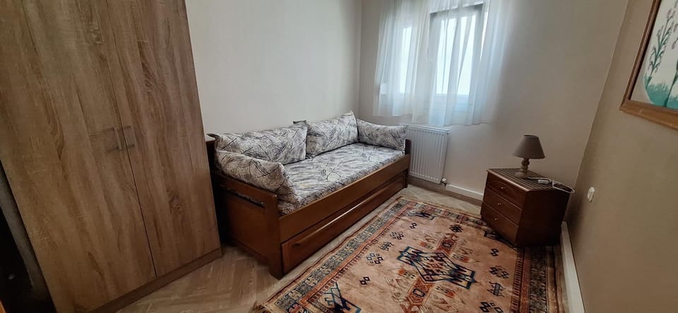 Bed, Bedroom, wardrobe