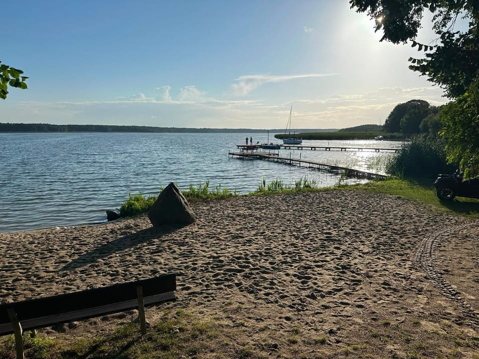Beach, Lake view