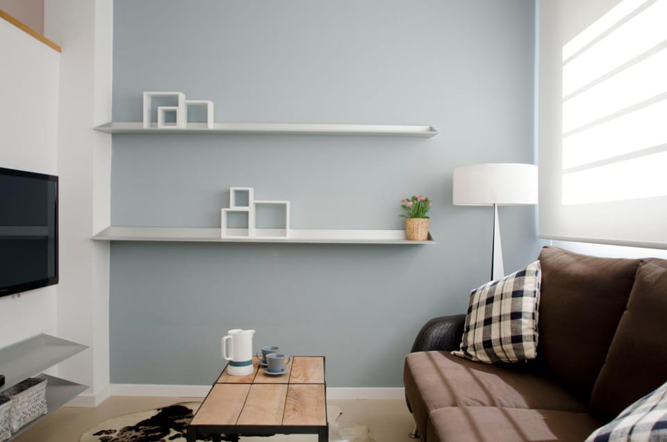 Day, Living room