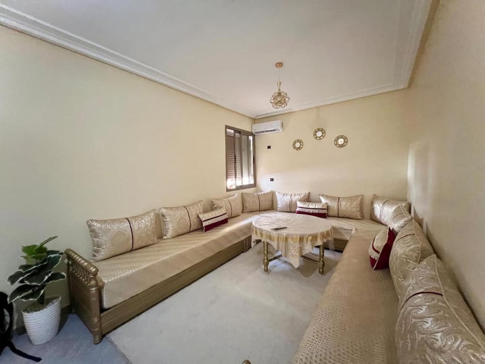 Cozy Apartment 4 min a Geuliz Apartment in Marrakesh