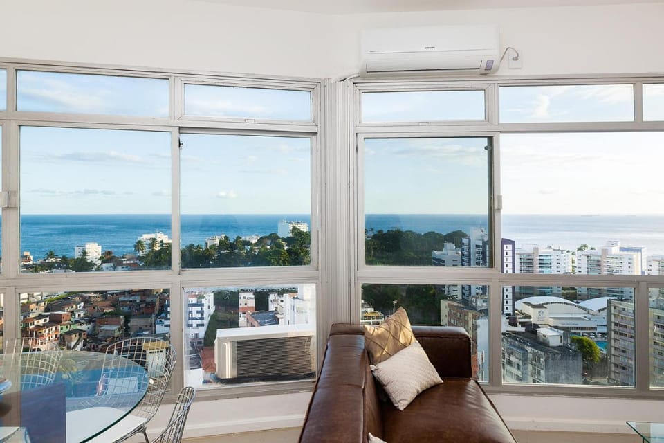 Living room, Decorative detail, Sea view