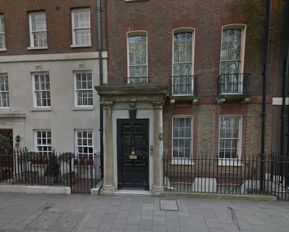 Property building, Facade/entrance, Day, Neighbourhood, Street view