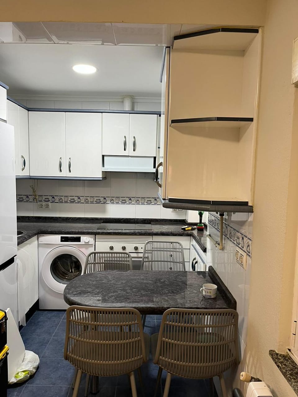 Pilares Apartment in Oviedo
