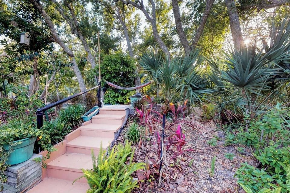 Sea Woods Villa House in Edgewater