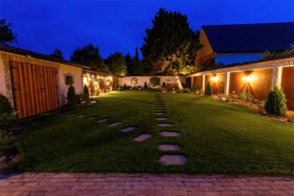 Garden, Garden view