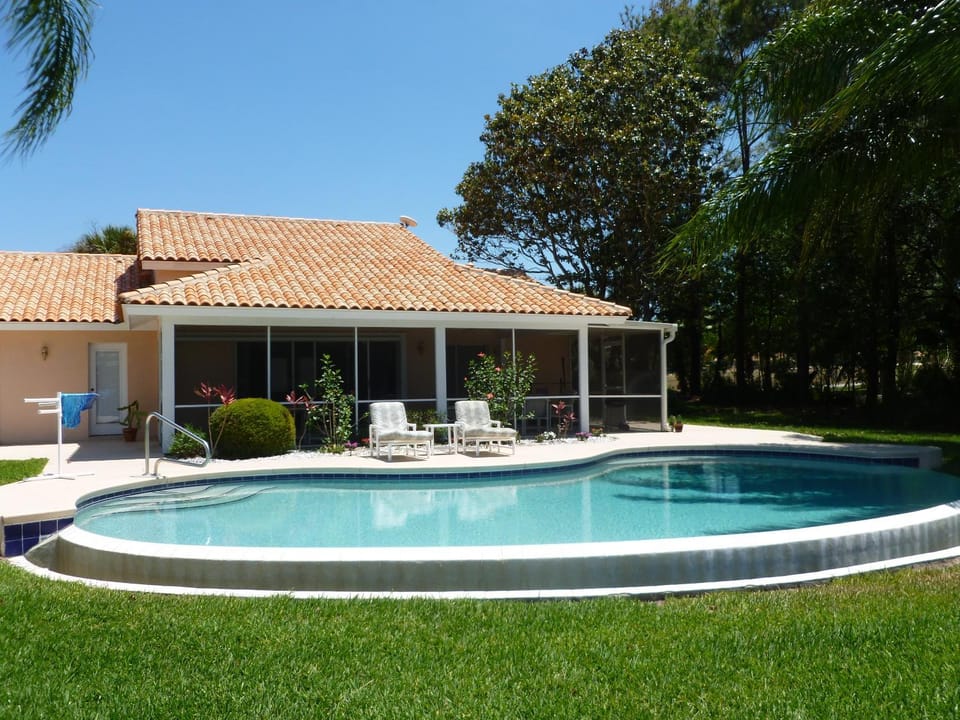Stever Llc Villa in Groveland