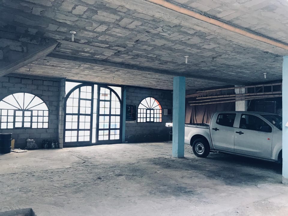 Area and facilities, Parking
