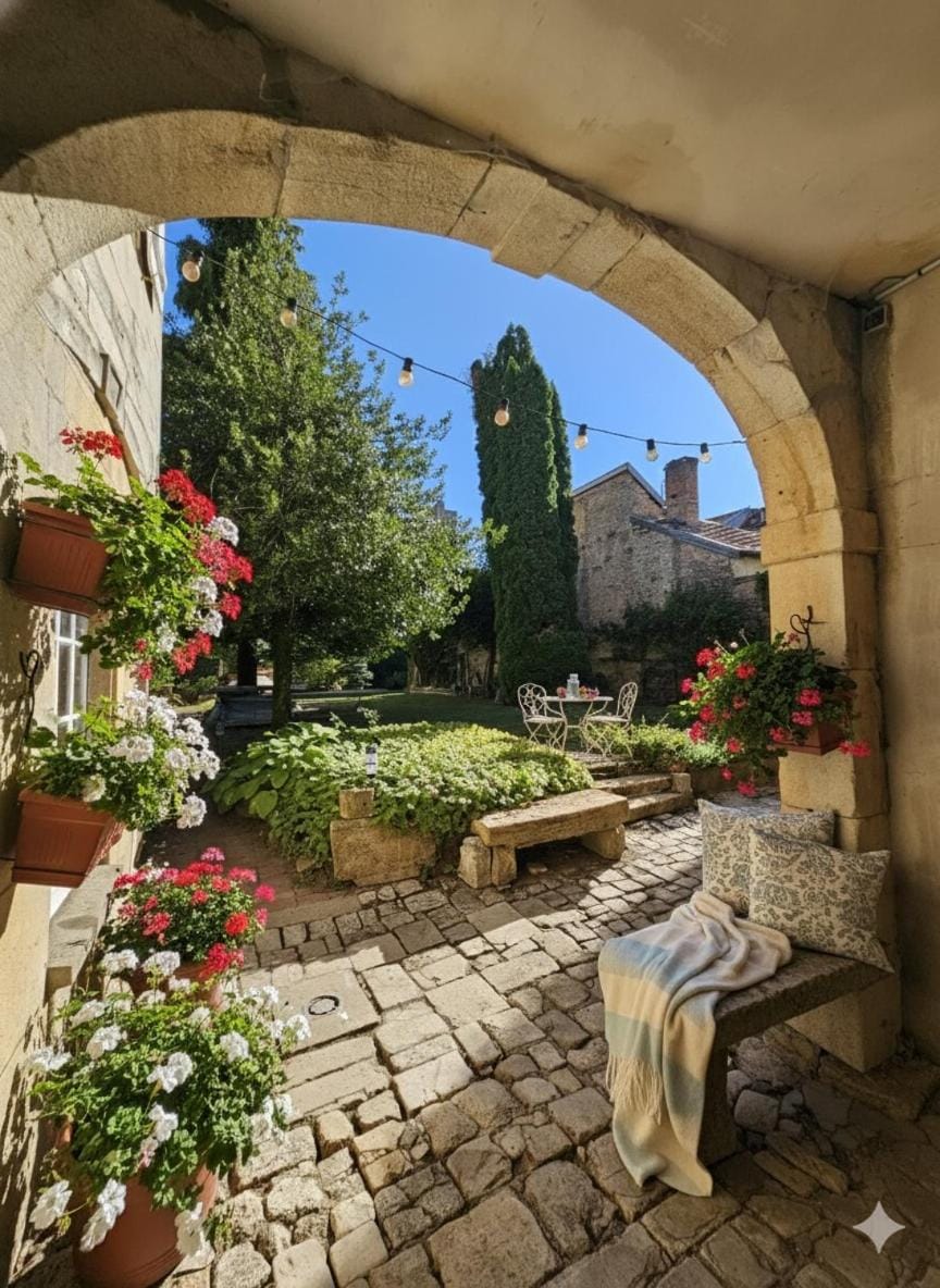 L'aparté Roussat Villa in Langres