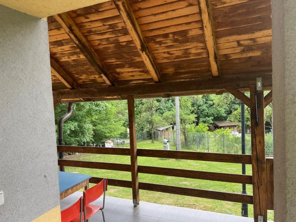 Balcony/Terrace, Garden view