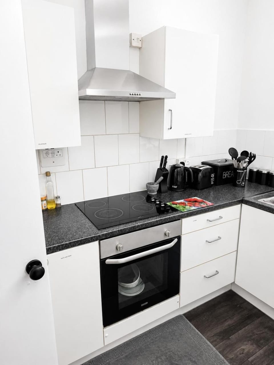 Roclems Homes Apartment in Grays