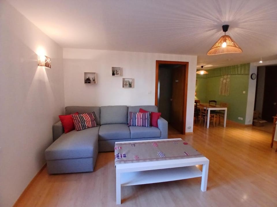 Spacieux gîte, les Petits Bouchons, entre Eguisheim et Colmar, au coeur du vignoble Apartment in Grand Est