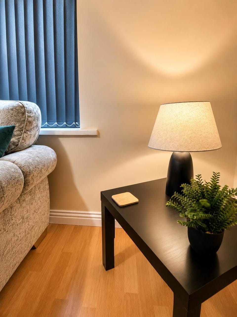 Long Stays Welcome Free Parking WiFi Smart TV Transport Links Apartment in Bradford