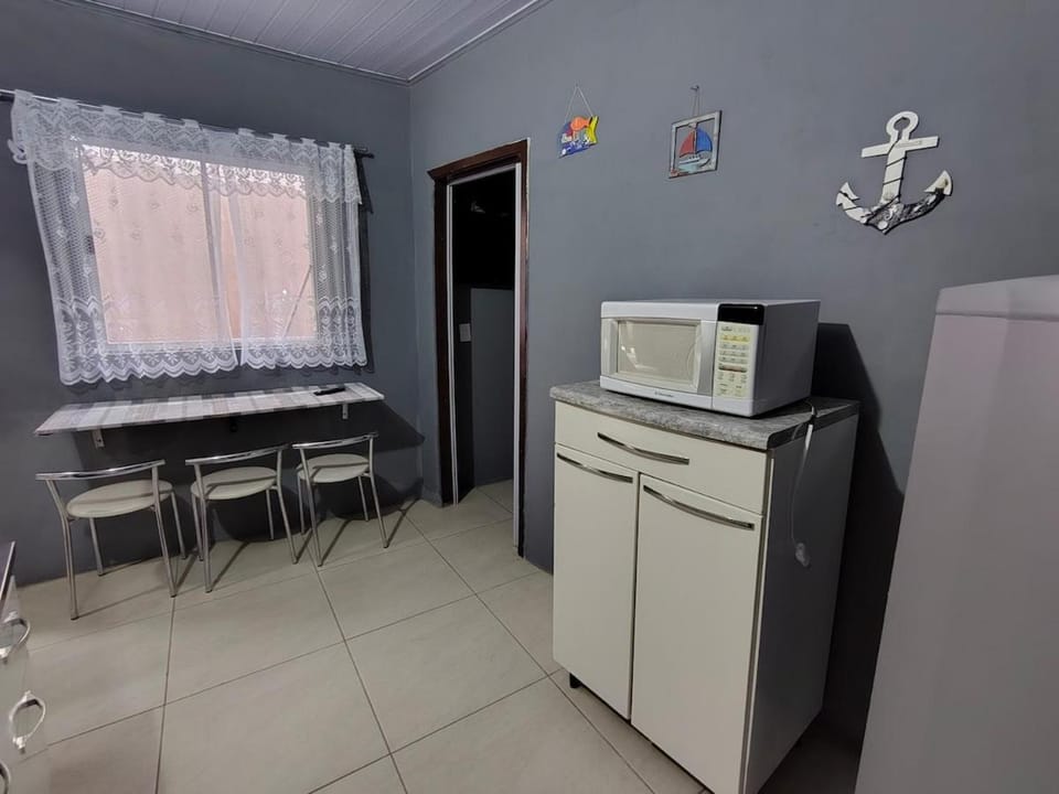 Pousada Kadosh Beach - Kitnet a 50m da Praia K8 Apartment in State of Paraná