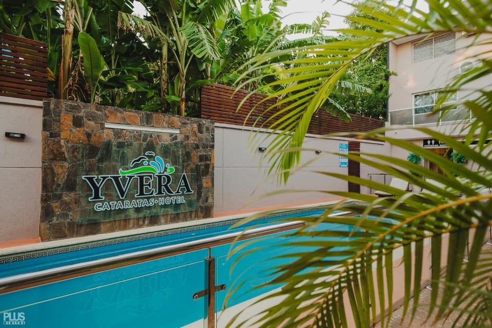 Day, Swimming pool, Swimming pool, sunbed