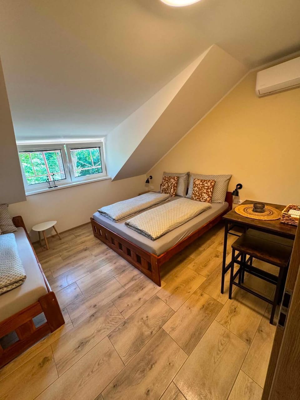 TV and multimedia, Coffee/tea facilities, Bedroom