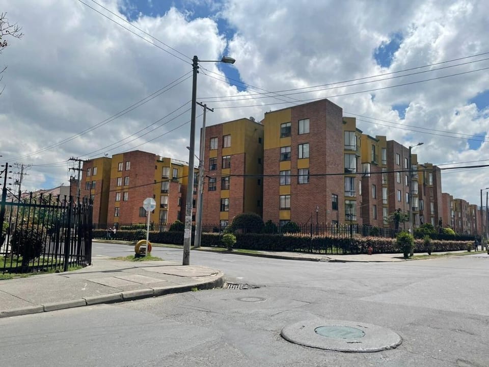 Comfortable Mini Entire Accommodation North of Bogotá! Apartment in Bogota