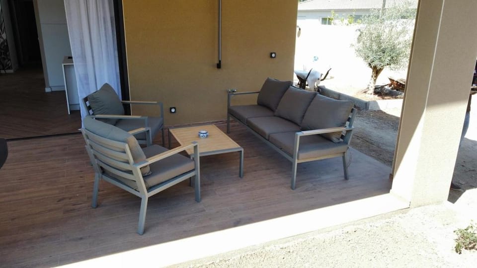 Villa de luxe pour 4 personnes a 100 mètres de la plage Villa in Poggio-Mezzana
