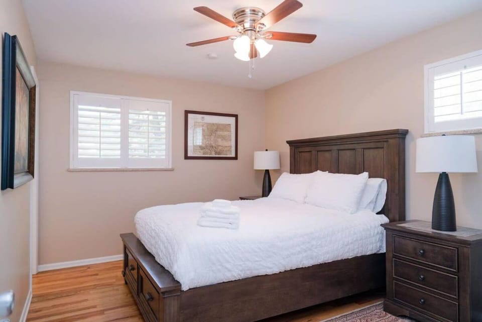 Bed, Bedroom