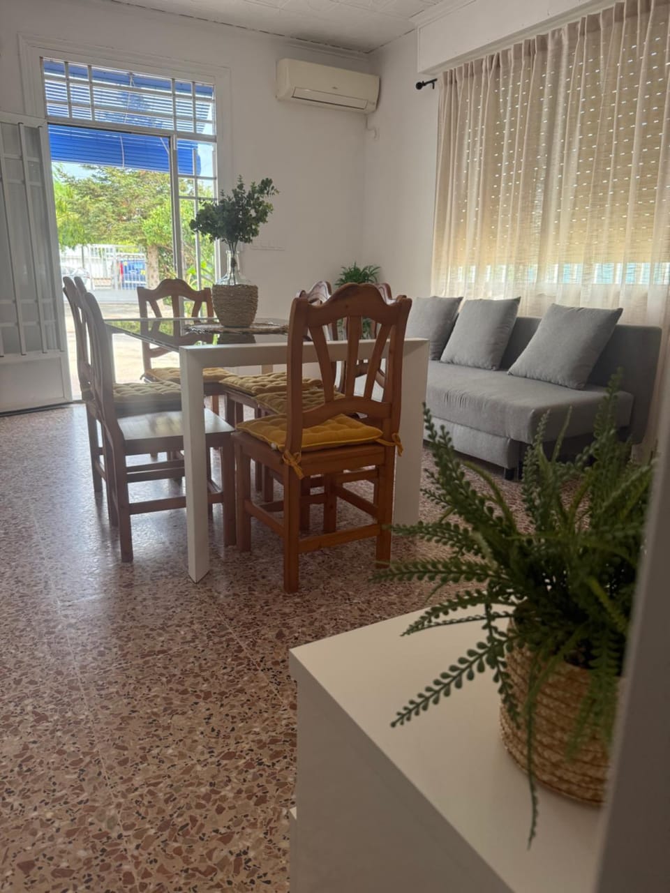La Barraca House in Gandia