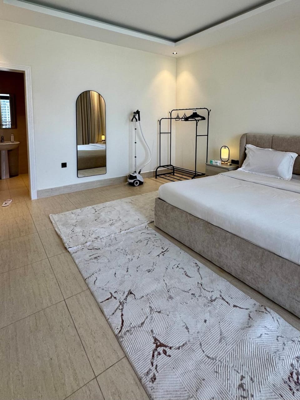 غرفتين وصالة مع إطلالة مميزة على البحر وتسجيل دخول ذاتي Apartment in Al Khobar