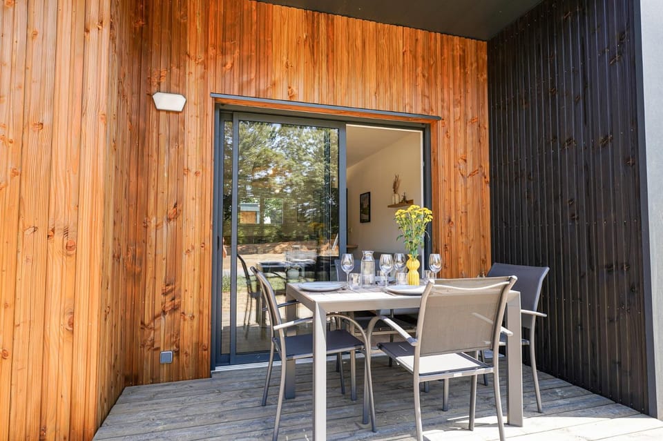 Cottage N°22, piscine commune, 1 chambre House in Pays de la Loire