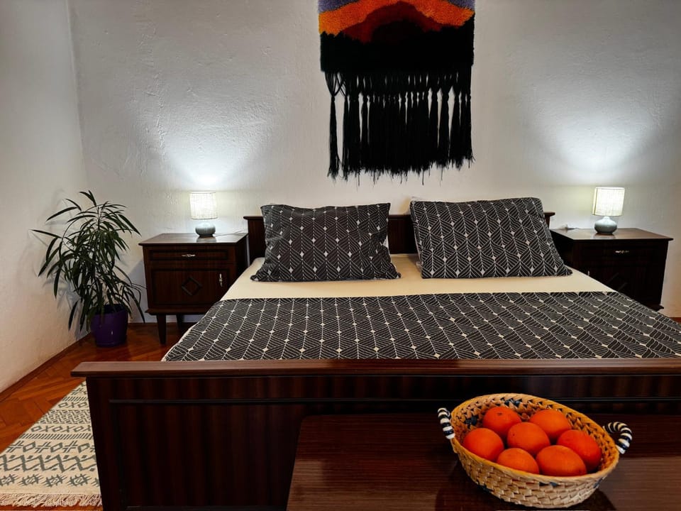 Bed, Bedroom