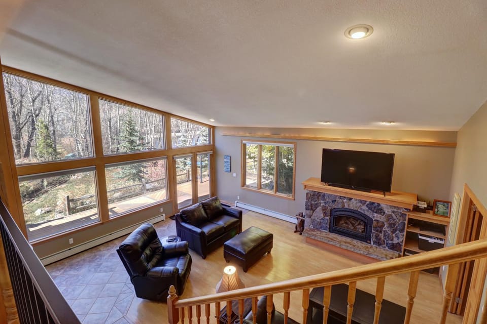 4 Bedrooms Apartment in Silverthorne