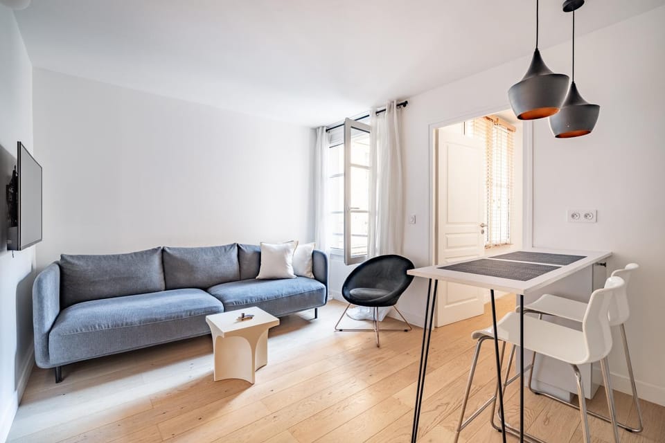 Suite design au cœur du Marais Paris 3e Apartment in Paris