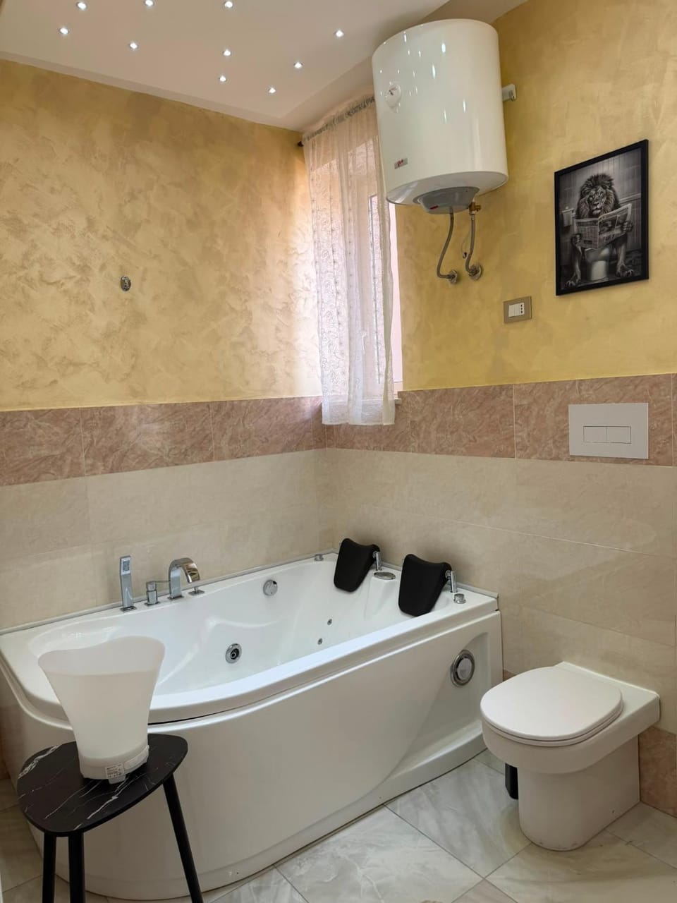 Hot Tub, Bath