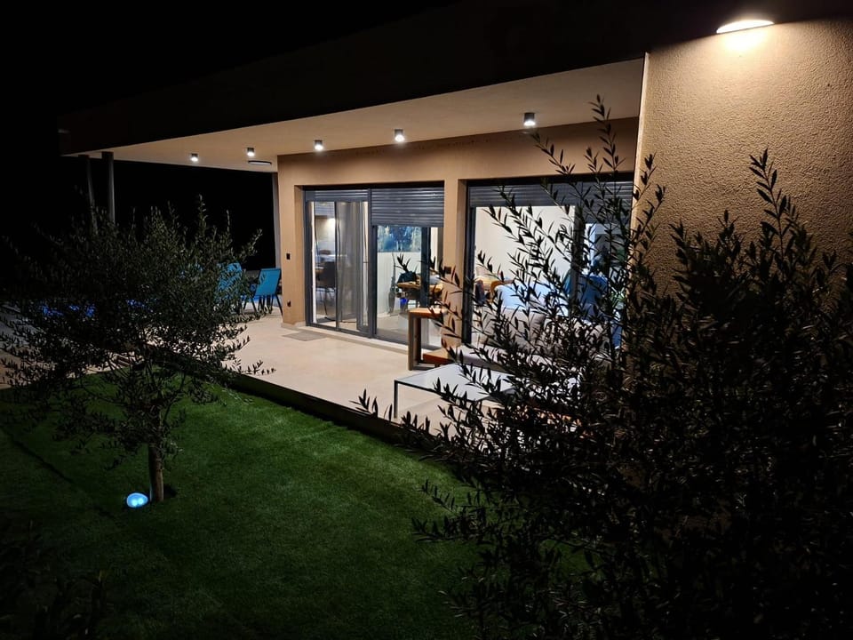 Property building, Patio, Night, Garden, Dining area, Garden view