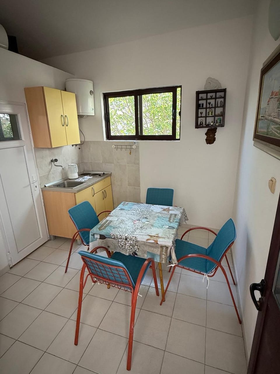 Petrokrevetni studio apartman Popovic Apartment in Budva Municipality