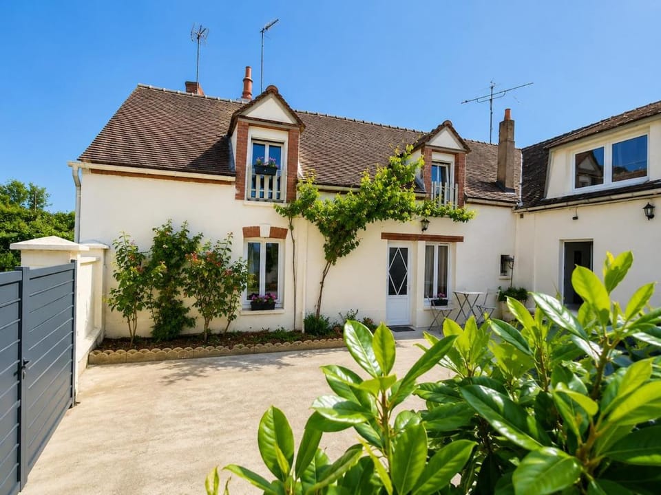 Cozy home near the château & nautical base House in Centre-Val de Loire