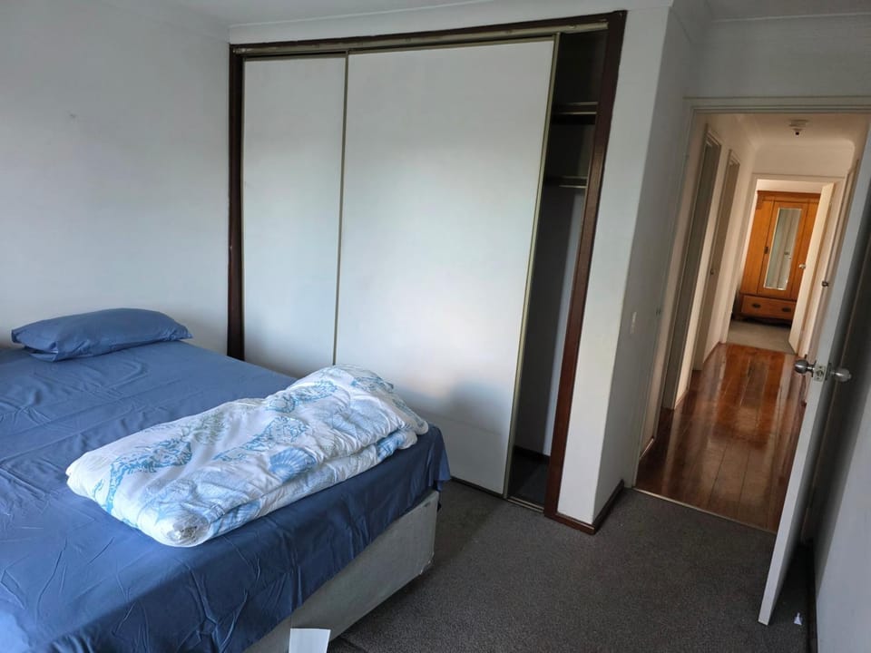 Wattle Close - Room in a Shared house Bed and Breakfast in Kelmscott