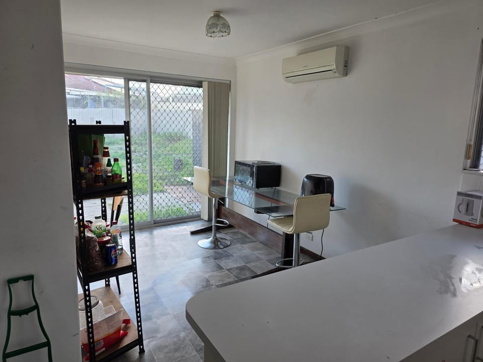 Wattle Close - Room in a Shared house Bed and Breakfast in Kelmscott