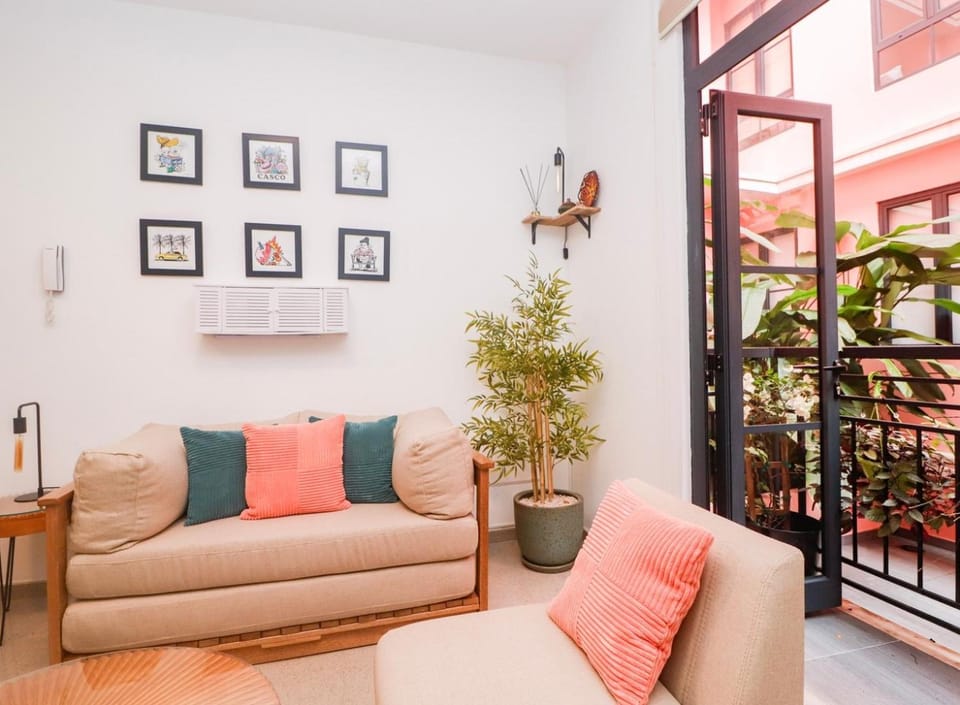 A Panamanian Escape, Just 3 Blocks from Casco Apartment in Panama City, Panama