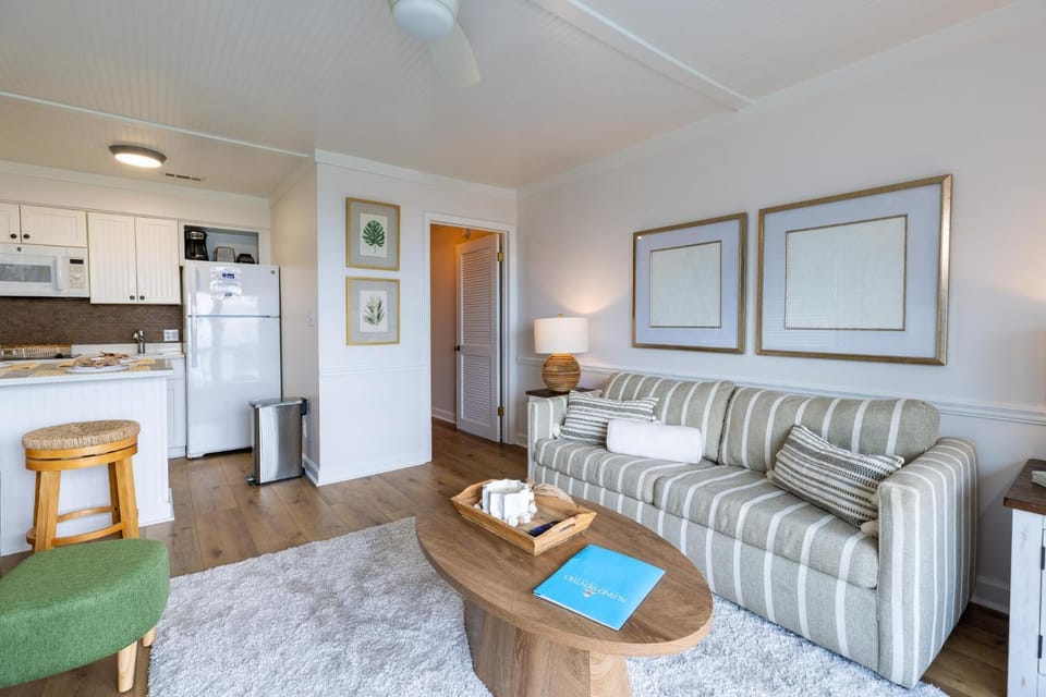 309 Breakers Villa in Coligny Beach