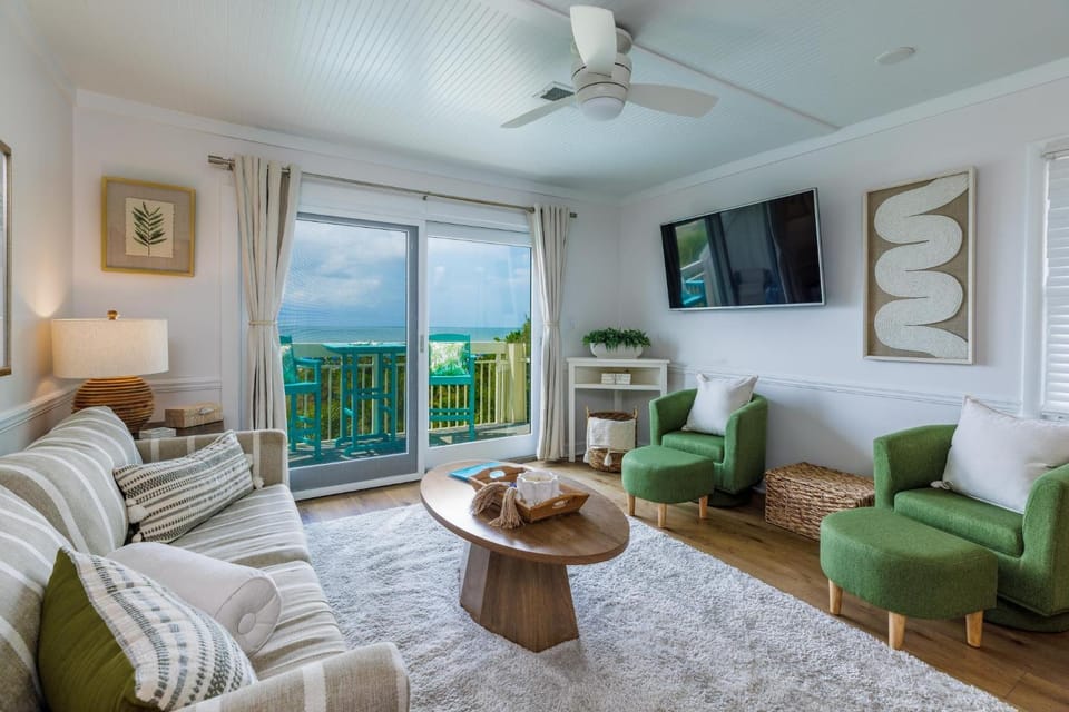 309 Breakers Villa in Coligny Beach
