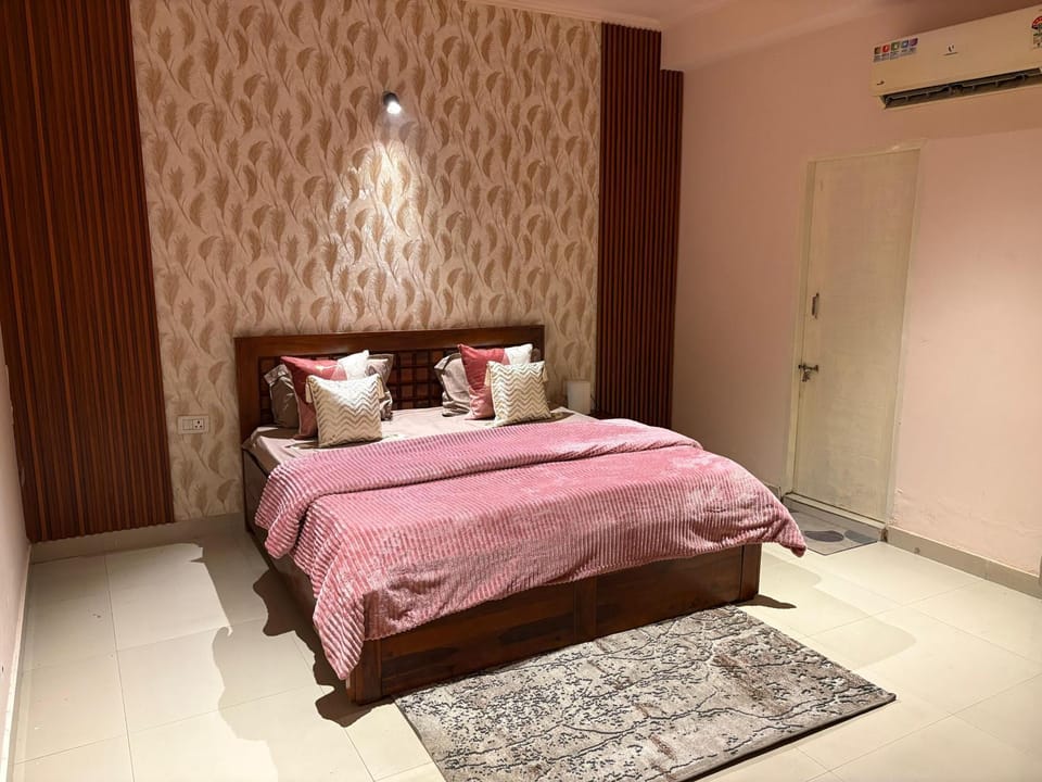 Cozy cove Apartment in Uttar Pradesh