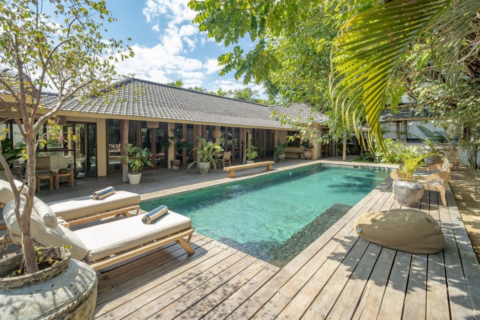 Balcony/Terrace, Swimming pool