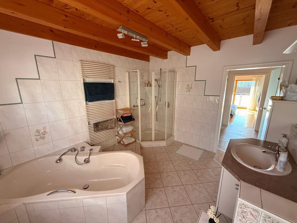Bathroom, Bath